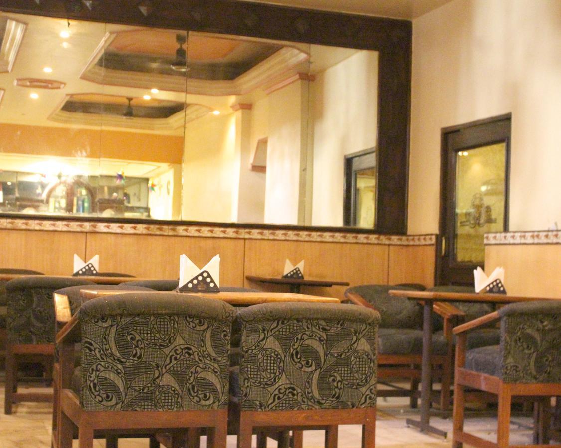Hotel Goyal Dzsaipur Kültér fotó